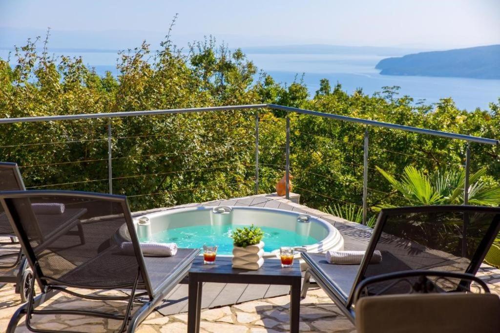 Villa Surina Moscenice Eksteriør bilde